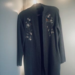 embroidered gray duster cardigan 🌸🌼🌸